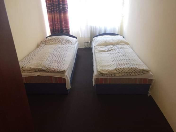 Fenyves Panzio Bed and Breakfast Siófok Buitenkant foto