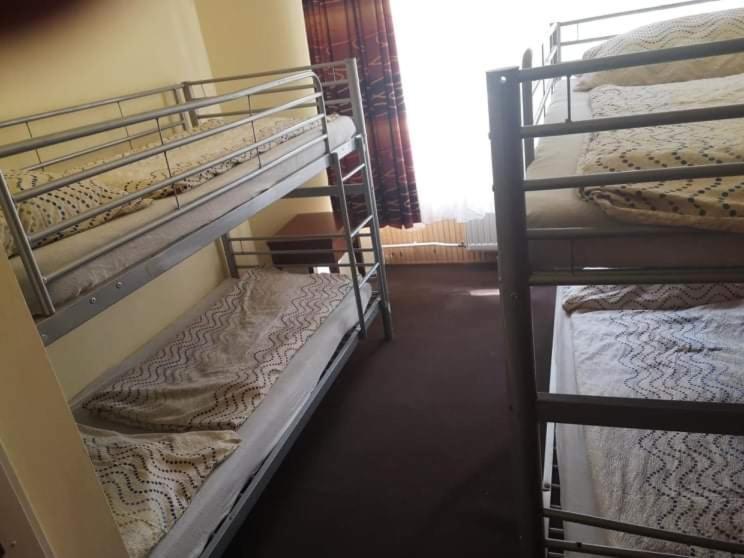 Fenyves Panzio Bed and Breakfast Siófok Buitenkant foto